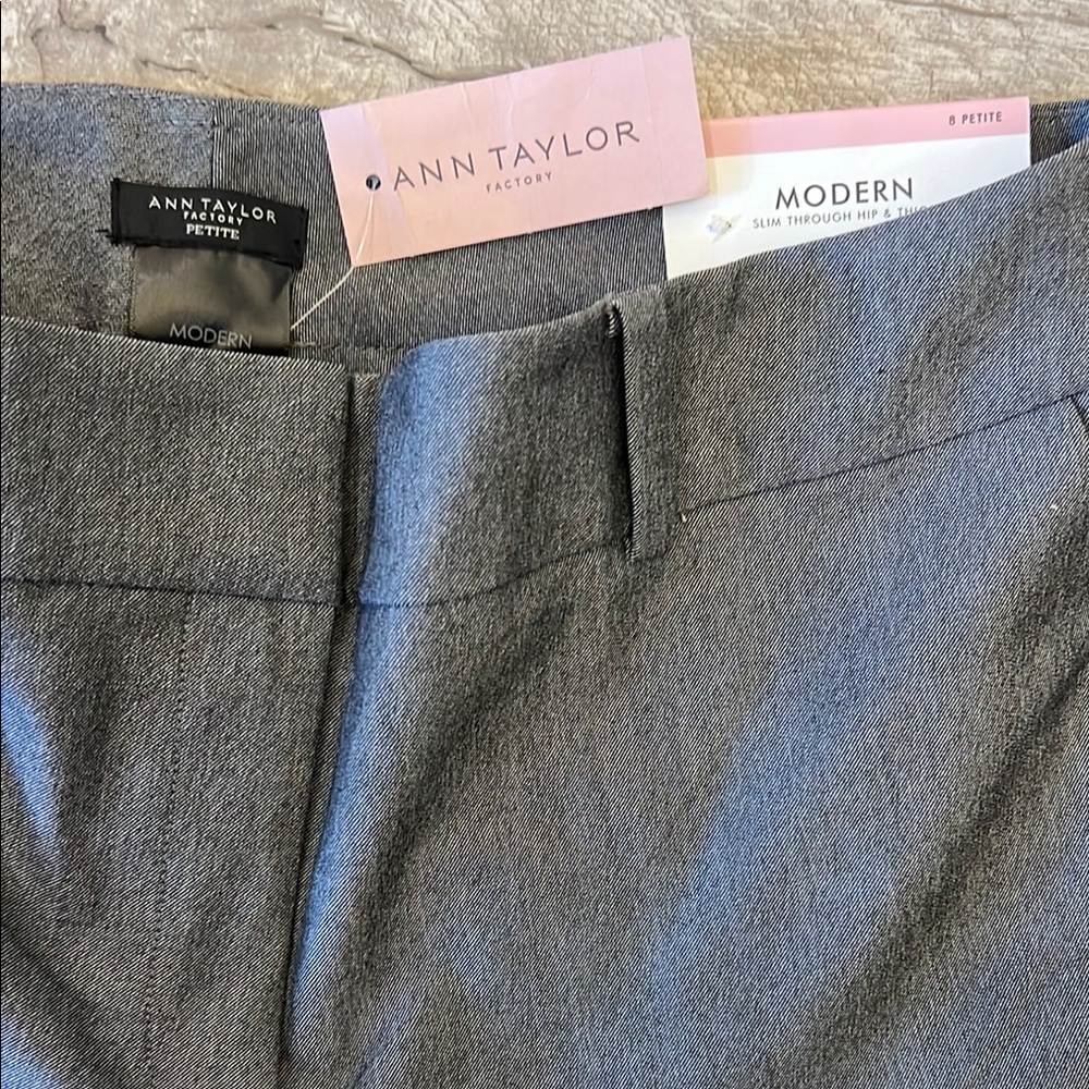 Ann Taylor Factory Modern Slim Leg Dress Pants Gray Size size 8 Petite NEW